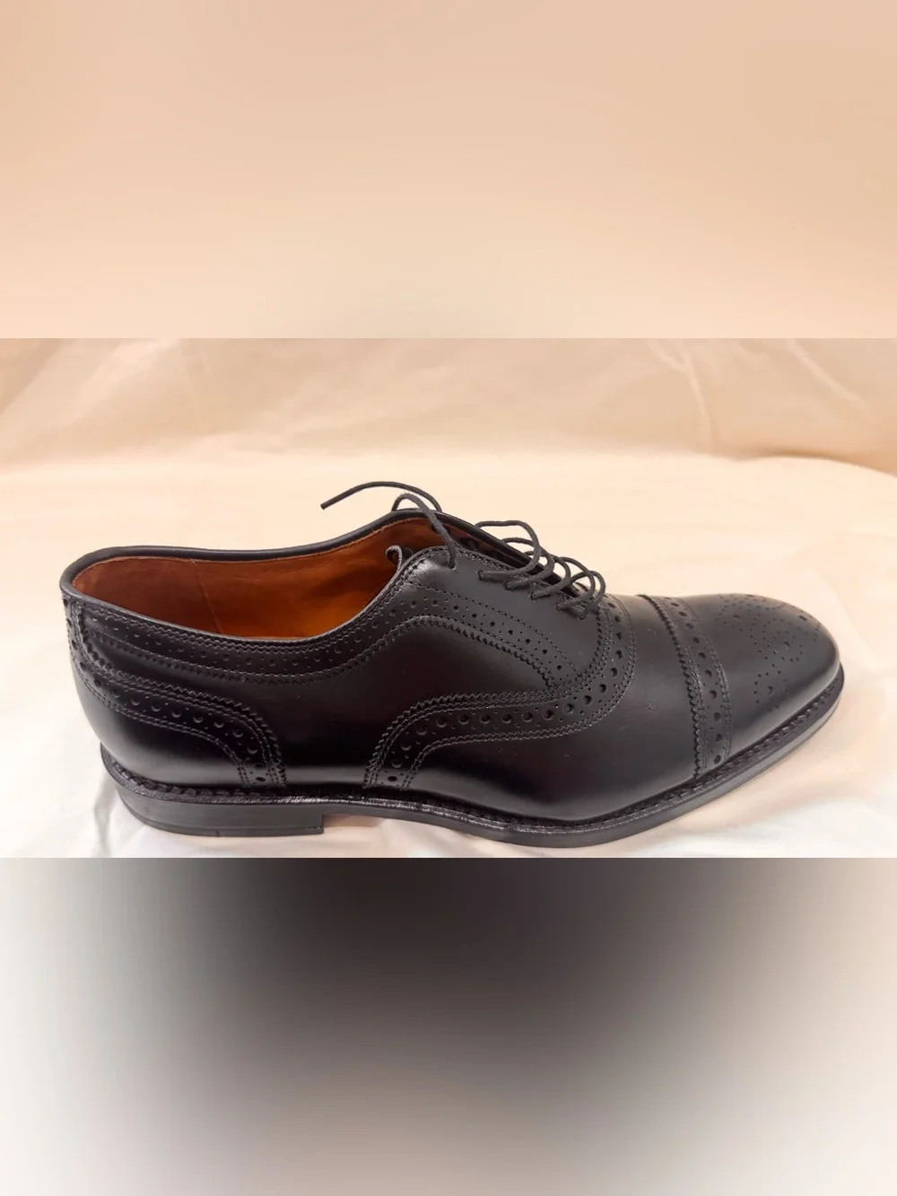 Brooks Brothers Medallion Cap-Toe Oxford dress shoes US9 black